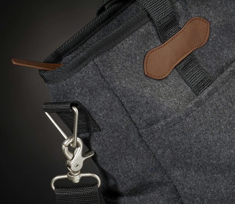 Field & Co.® Campster Wool 15'' Computer Tote-10