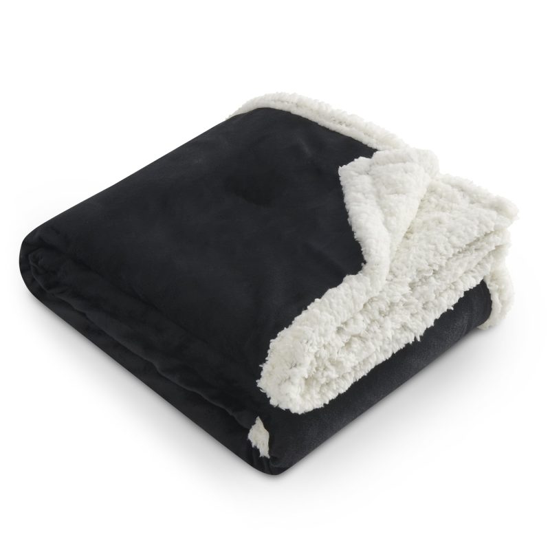 Field & Co.® 100% Recycled PET Sherpa Blanket-10